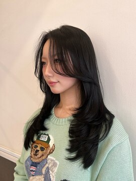 ログ オモテサンドウ(L.O.G OMOTESANDO) バタフライレイヤーカーテンバングブルーブラック