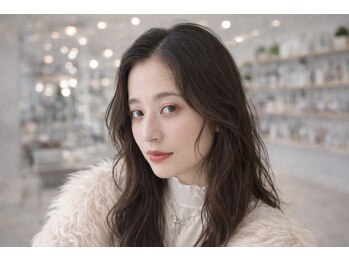 パプス ド コワフュール 甲東園(Pap's de coiffeur)の写真/長さは変えたくないけど、ちょっと飽きてきた…そんな方には顔まわりレイヤーと前髪カットで印象チェンジ！