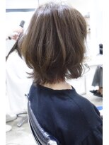 オウル(Owll)&nbsp;★DISHEL ★大人ボブ★ベージュイルミナカラーヘルシーレイヤー