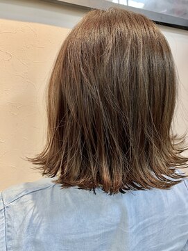 ペネロープ(Penelope) 【新宿ペネロープ】外はねボブ×イルミナカラー　担当 RYO