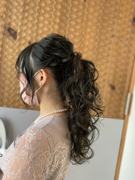 クロエ バイ ラヴィズム 小針店(CLOE by LUVISM) ポニーテール☆