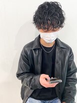 ヒビヲ(HIBIO) 前下がりマッシュ波巻きスパイラルパーマメンズツーブロック横浜