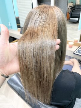 ホロー(Hollow) 髪質改善トリートメント