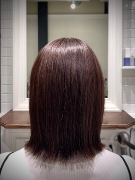 トルシュ ヘアーワークス(TORChe Hair Works) 切りっぱなしボブ