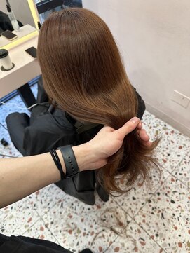 ボタン シブヤ(VOTAN SHIBUYA) 韓国ヘア/艶感カラー/オレンジベージュ/ブリーチなし