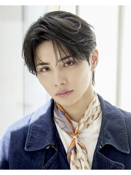 オーシャントーキョー 渋谷神南(OCEAN TOKYO) 韓国ヘアカルマパーマカルマバングセンターパート黒髪ウルフ