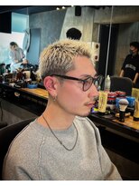 ビンゴ(BINGO)&nbsp;1719ダブルカラーハイトーンブリーチバーバースタイルフェード