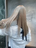 シェル(SHEL+L)&nbsp;丁寧にブリーチ。White blonde【滝野】