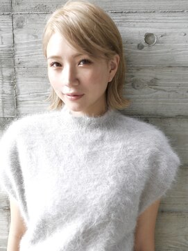 バース(BIRTH) 天神【BIRTH】ミルクティーベージュ×外ハネボブ