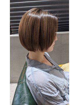 アーツ 茅ヶ崎(arts) 前髪/マチルダボブ/ピンクベージュ/インナーグレージュ/ショート