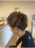 スパイキーショート ニュアンスパーマ ハイライトメッシュ