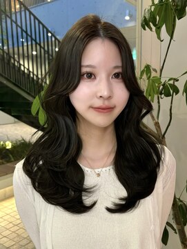 クム(kumu) 縮毛矯正/レイヤーカット/前髪/顔まわり/韓国艶髪