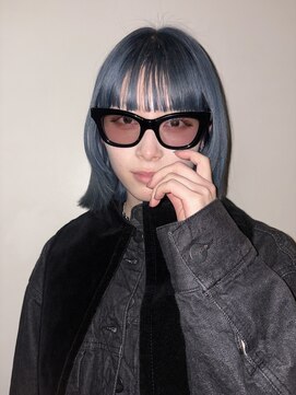 ビュートリアム265(BEAUTRIUM 265) イメチェンハッシュボブ/切りっぱなし/全頭ブリーチワイドバング