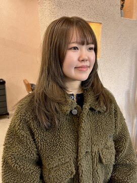 トリコ 柏(tricot) オリーブベージュ☆レイヤーカット