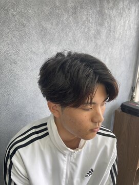 クレオ 福大通り店(CREO) 黒髪×ショートセンターパート