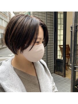 カウチ(Kauti) ローライトカラーショートボブ