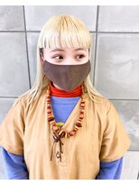 トゥコ(tuco)&nbsp;ハイトーン抜きっぱなしブリーチ刈り上げワイドバングパッツン