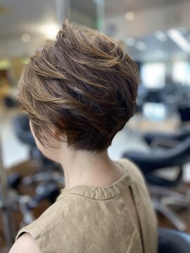 シャンプーボーイエイムス(SHAMPOO BOY aims) 大人ショート