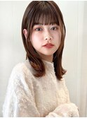 外ハネミディアム ハッシュカット レイヤー フルバング