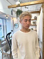 ミモザワークス(Mimosa Works) ホワイトカラーのスパイキーショート