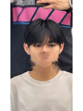 スキルアイマ(SKILL ima) 【SKILL】メンズ/韓国/縮毛矯正/パーマ/ダウンパーマ/学割/眉毛