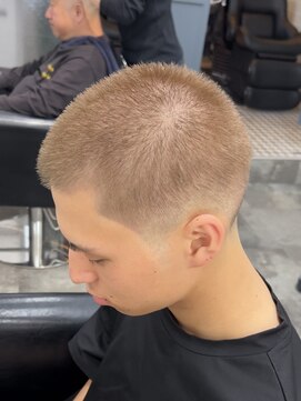 アミーゴ(AMIGO) 坊主フェード×ハイトーン