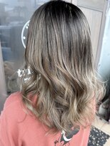 トリニティ(trinity)&nbsp;ブリーチカラー・バレイヤージュ・ベージュ【豊見城】