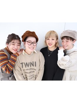 ≪ウエラトレビジョンシルバーアワード受賞≫メイク講師も務める津田瞳。ブライダルメイクもお任せ!