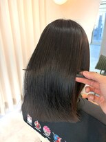 アガペー(Agape)&nbsp;乾かすだけで楽にスタイリング！【地毛風縮毛矯正×ミディアム】