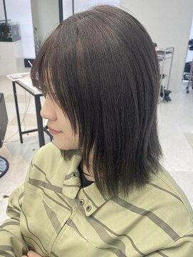 ビーシャンス(B.Chance) 顔周りレイヤーカット