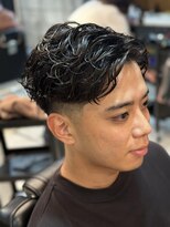 フランクスバーバー アンド ビアークラブ(FRANK'S BARBER and BEER CLUB) スパイキーショート/フェザーパーマ/サーフカール/有楽町