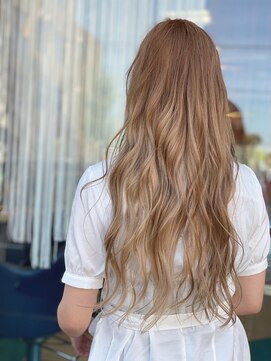 ベローチェ 甘いミルクティーベージュでこの夏楽しんじゃいましょう^^