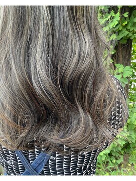 コーディアルヘア 白川本店(Cordial hair) ハイライト×マットベージュ