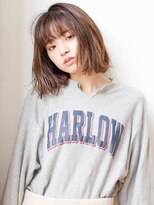 ネイヴィル オモテサンドウ(navile omotesando)&nbsp;アッシュブラウン切りっぱなしボブシースルーバング前髪顔周り