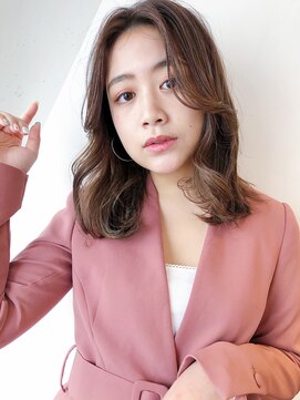 アイティー バイ アルバム 浦和店(IT by ALBUM) ニュアンスミディ_オリーブカラーハイライトカラー_67483