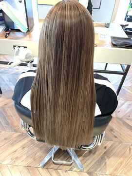 エスト ヘアー ルーナ 本八幡店(est hair Luna) ハイライト×グラデーション