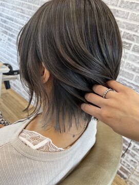 フィエルテ(fierte) ブルーグレージュインナーカラー