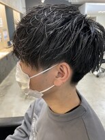 ヒュイル バイ ニアウ(Hwyl by Niau)&nbsp;メンズマッシュパーマスパイラルパーマニュアンスパーマ