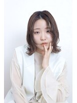 ルーフ 用賀(ROOF)&nbsp;レイヤーボブ/オリーブグレージュ/透明感カラー【ROOF用賀】