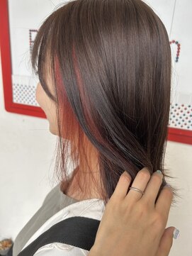 パディントン(Paddington) ハイトーン入門はイヤリングが◎鮮やかピンクが可愛さの秘訣☆