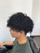 エイト(AITE)&nbsp;ベリーショート/ダークアッシュ/ニュアンスパーマ/韓国マッシュ