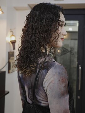 ヤド 原宿(YADO) ロングパーマ/ミディアムパーマ/ブリーチパーマ