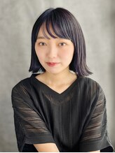 ローブロワ(L'Aube roi) モード感漂う！ダークカラーのオシャレ外はねボブ