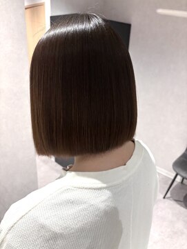 コンフィー(comfy) 【comfy 佐藤】縮毛矯正　切りっぱなしボブ【草加/谷塚美容室】