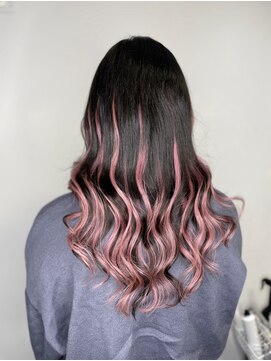 フツーロ 栄(FUTURO) プルエクステ