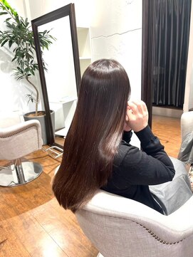 エルサザビューティー 神戸三宮(Elsa the beauty) 髪質改善/艶髪/弱酸性縮毛矯正/レイヤーカット