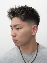 アストロ(ASTRO)&nbsp;ゴールドメッシュ×束感フェード｜人気ショート