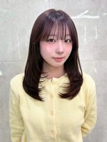 シイム(CYM) 艶髪/ダークブラウン/ナチュラル/レイヤーカット