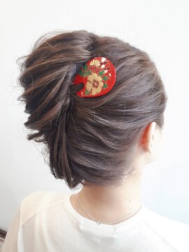 サンロード 草薙(SUNRHODES) 夜会巻き