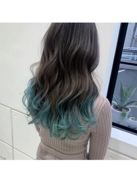 カシェ マエノヘタ(Cashe'e MAENOHETA) エメラルドグリーンカラー